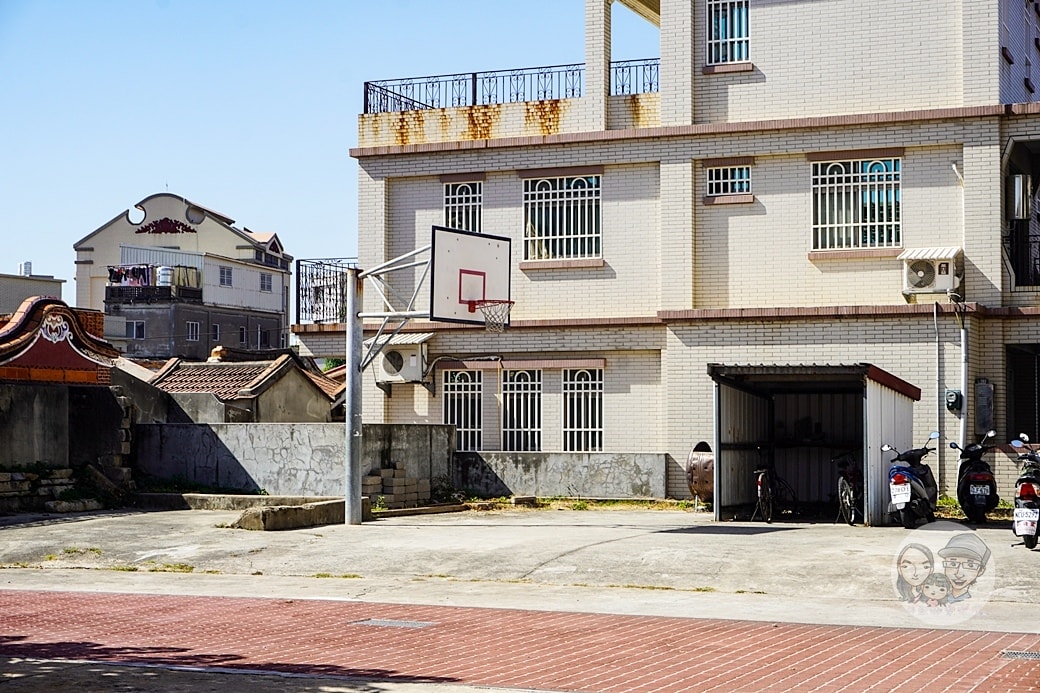 20251027_-325 20251027_-325