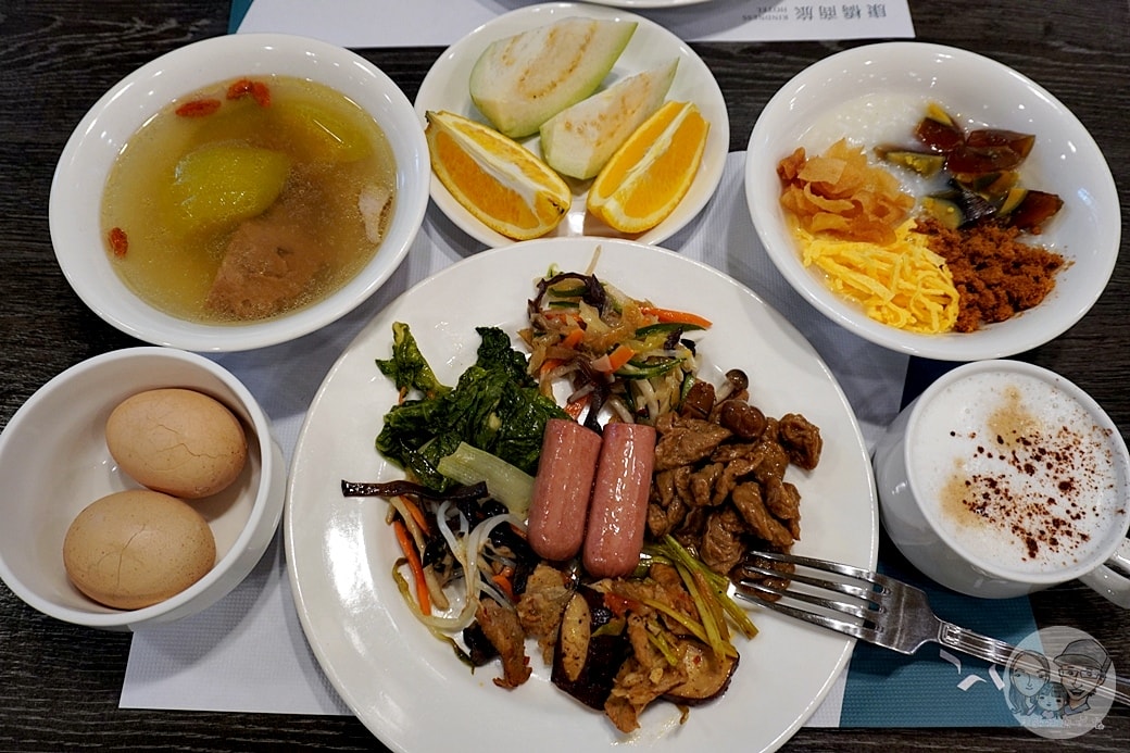 20251027_-580 20251027_-580