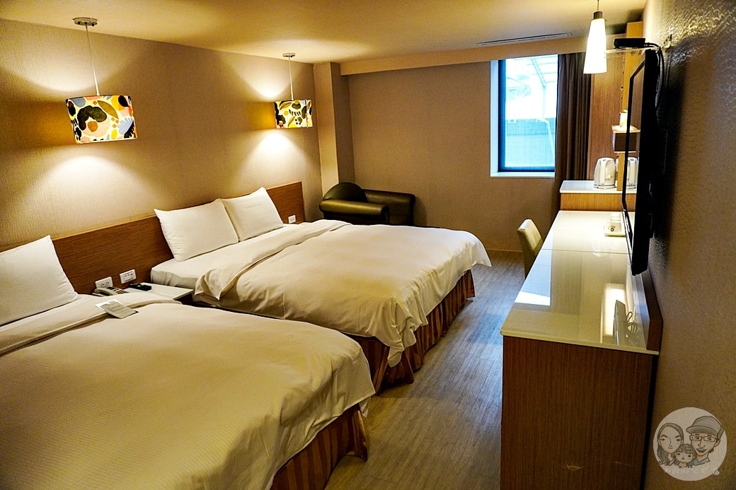 20251027_-582 20251027_-582