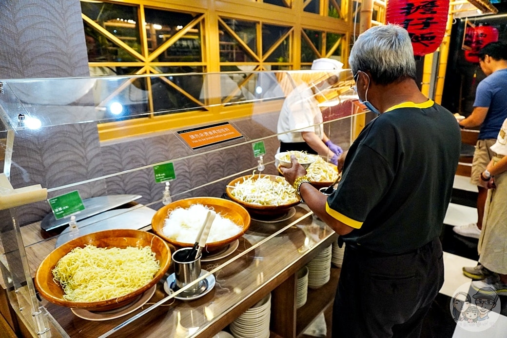 20251027_-584 20251027_-584