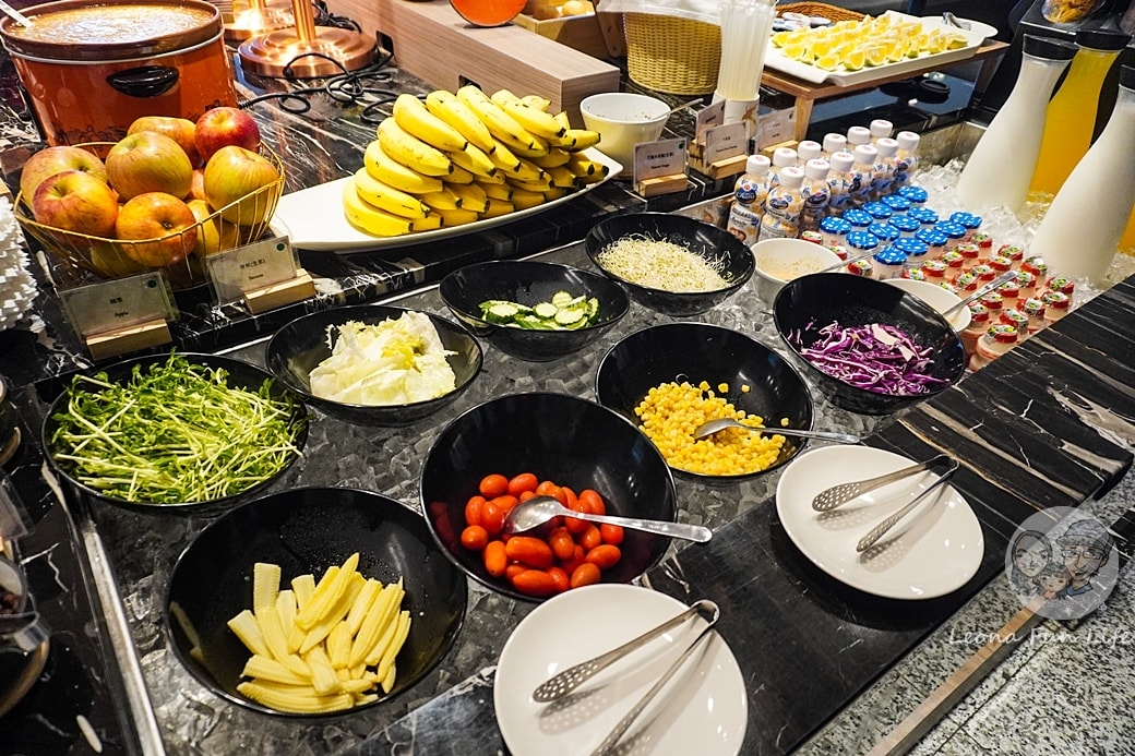 20251027_-136 20251027_-136