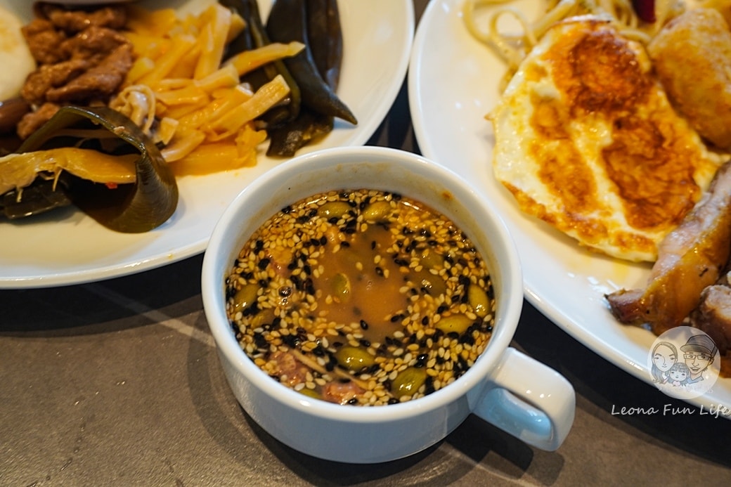 20251027_-141 20251027_-141