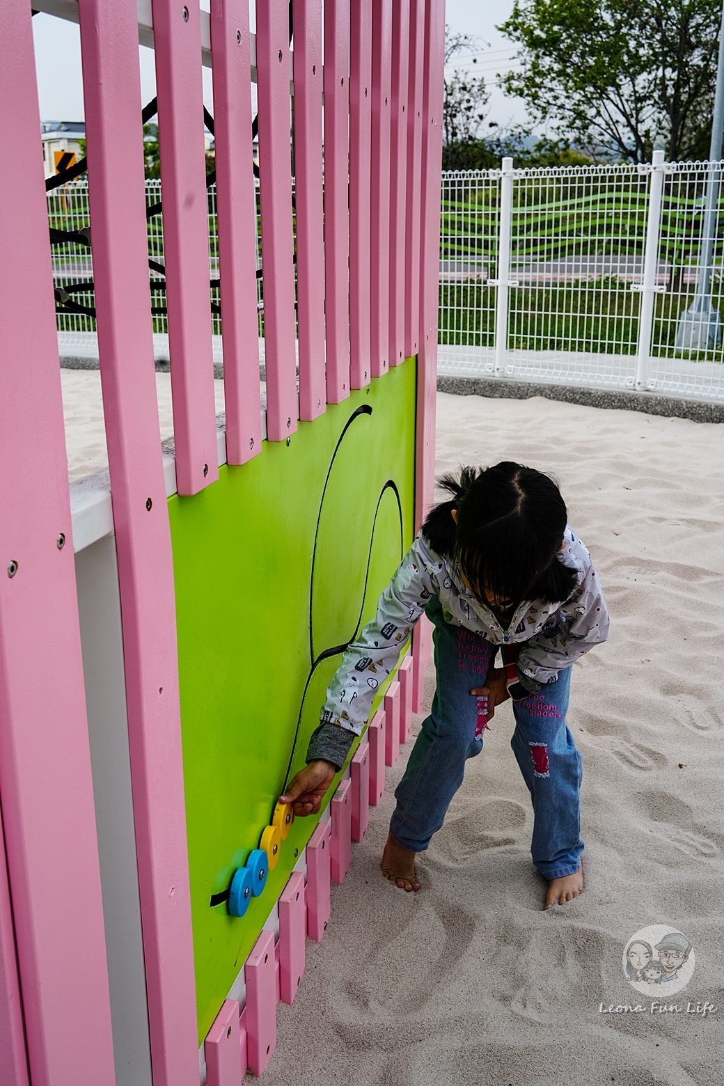 20251027_-145 20251027_-145