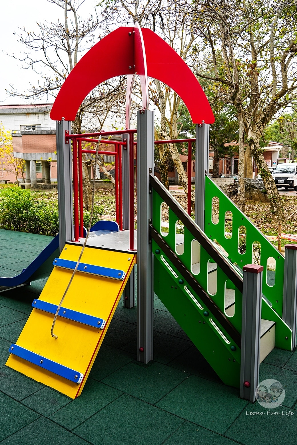 20251027_-161 20251027_-161