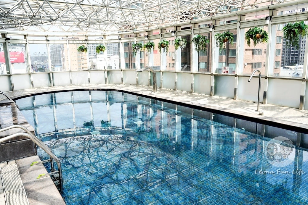 20251027_-175 20251027_-175