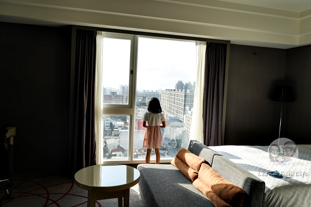 20251027_-187 20251027_-187