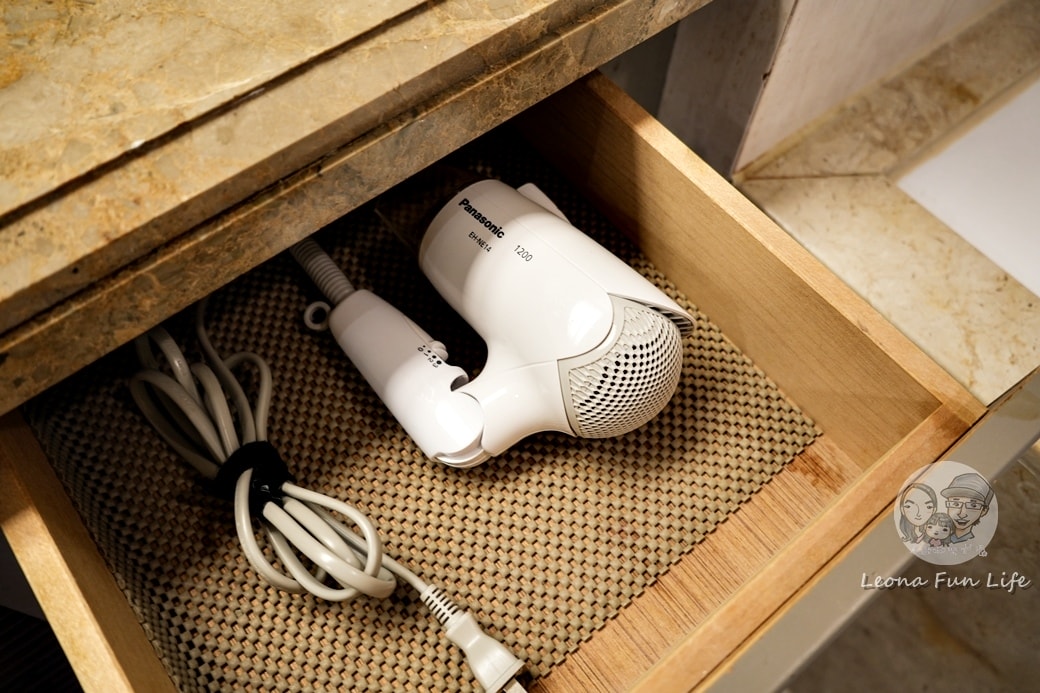 20251027_-196 20251027_-196