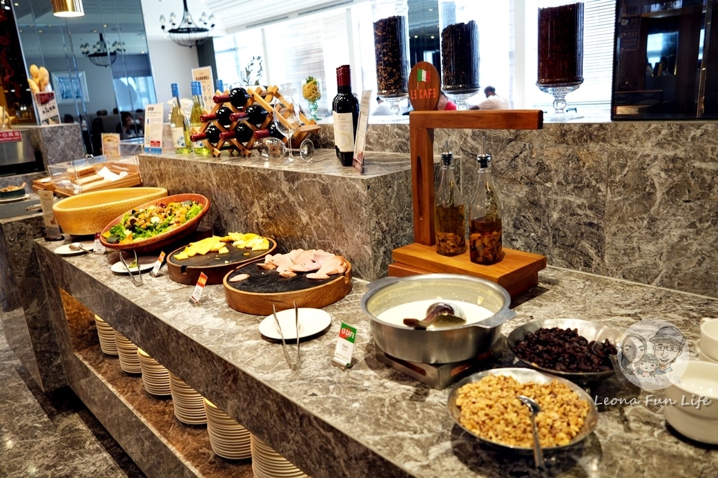 20251027_-214 20251027_-214