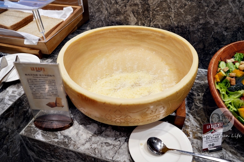 20251027_-217 20251027_-217