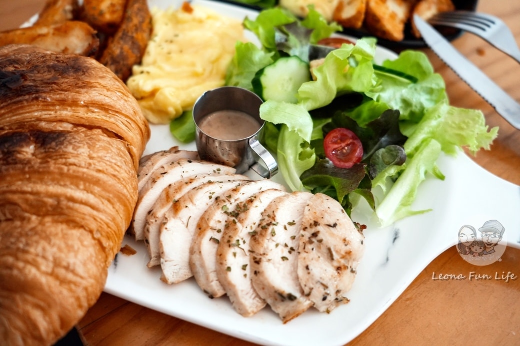 20251027_-461 20251027_-461