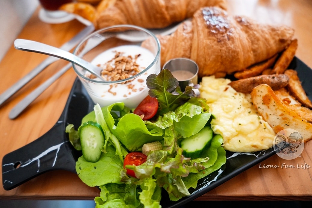 20251027_-464 20251027_-464