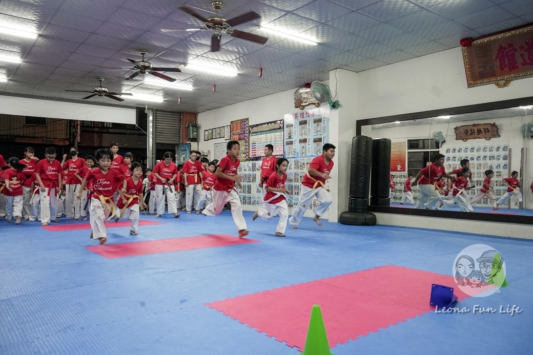 20251027_-103 20251027_-103