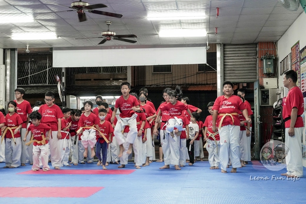 20251027_-106 20251027_-106