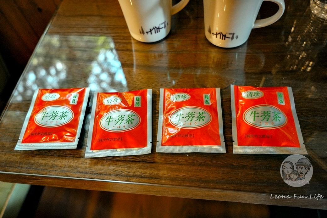 20251027_-174 20251027_-174