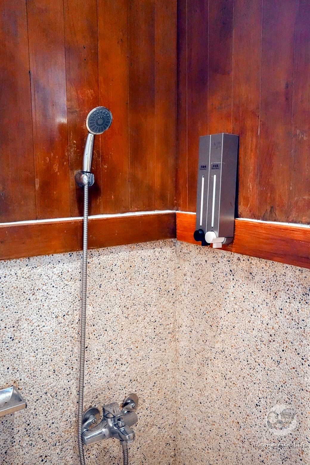 20251027_-183 20251027_-183