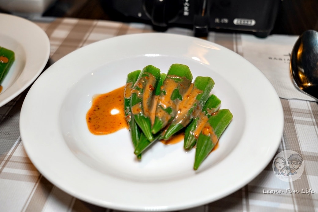 20251027_-189 20251027_-189