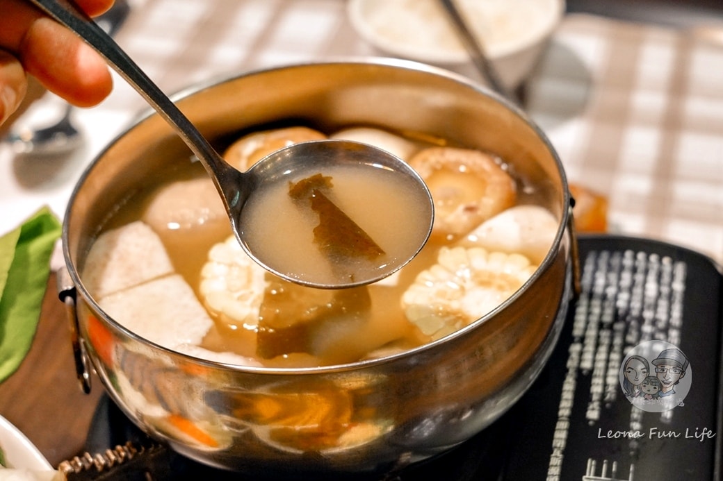 20251027_-194 20251027_-194