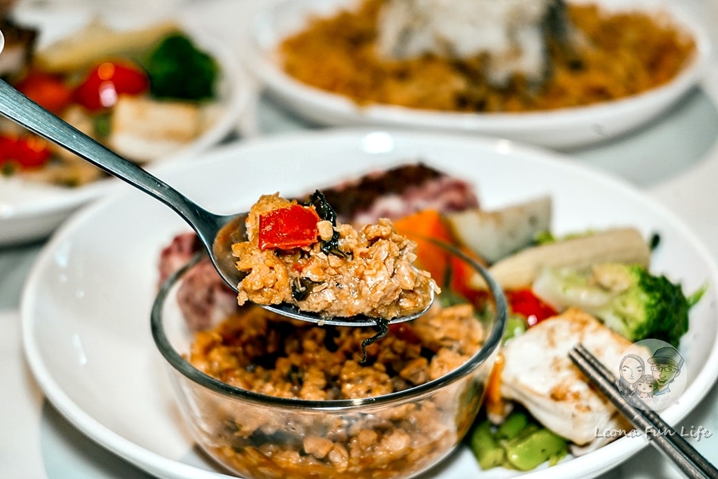 20251027_-235 20251027_-235