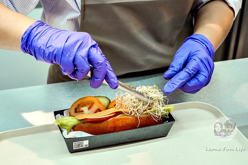 20251027_-241 20251027_-241