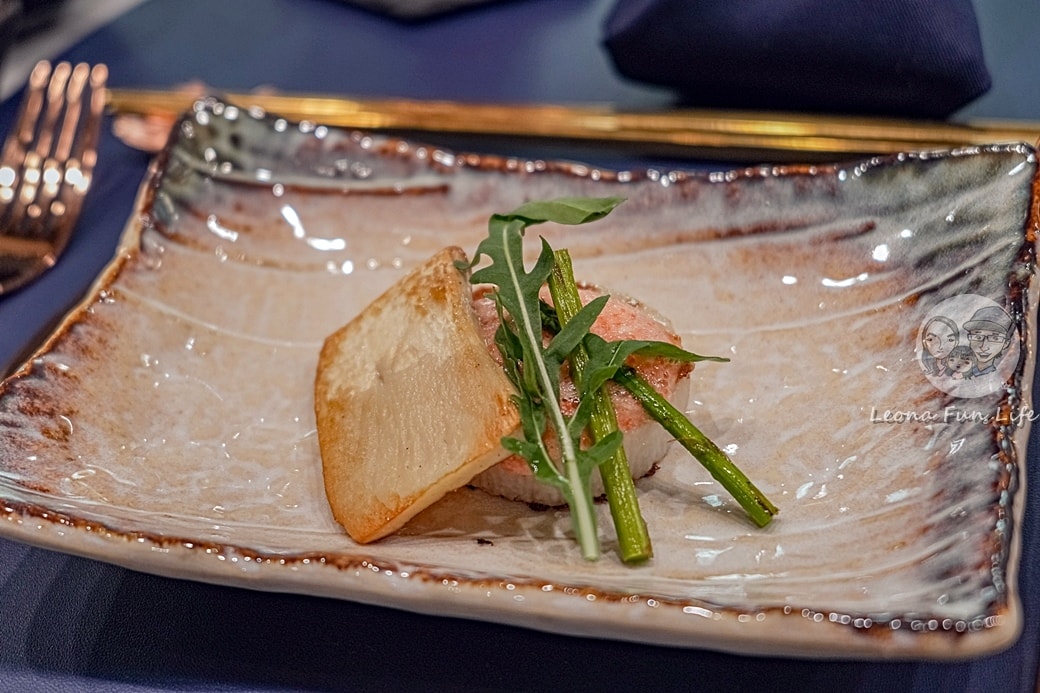 20251027_-103 20251027_-103