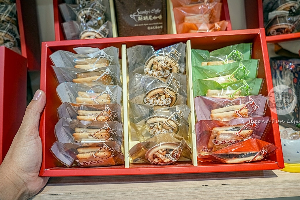 20251027_-198 20251027_-198