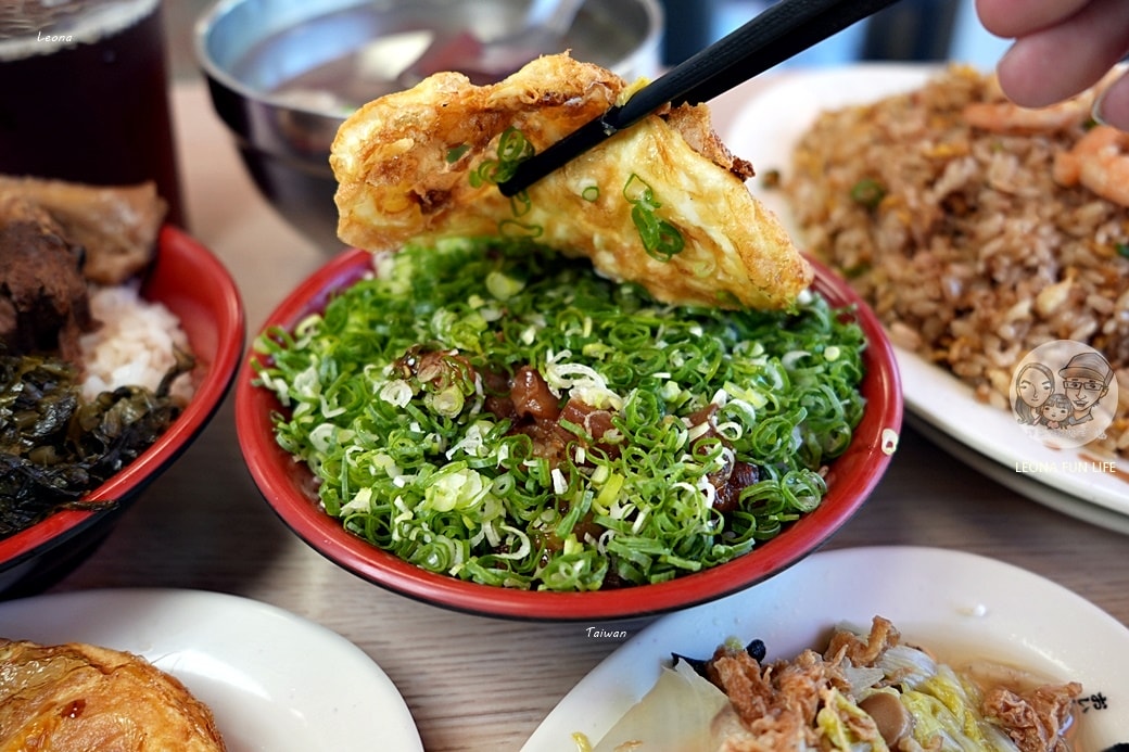 20251027_-412 20251027_-412