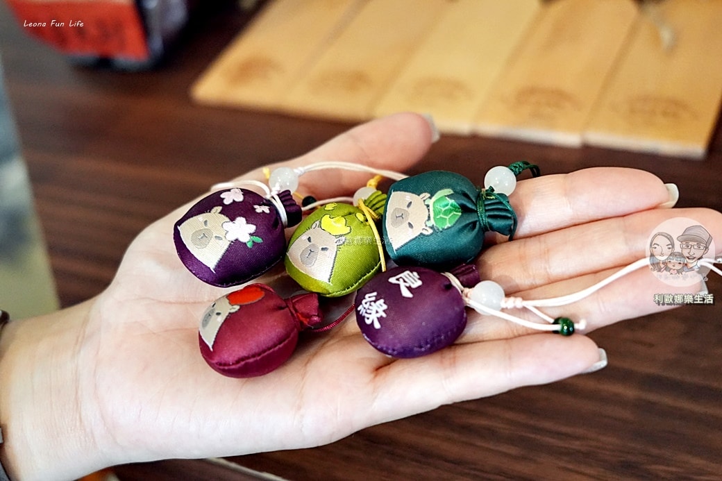 20251027_-715 20251027_-715