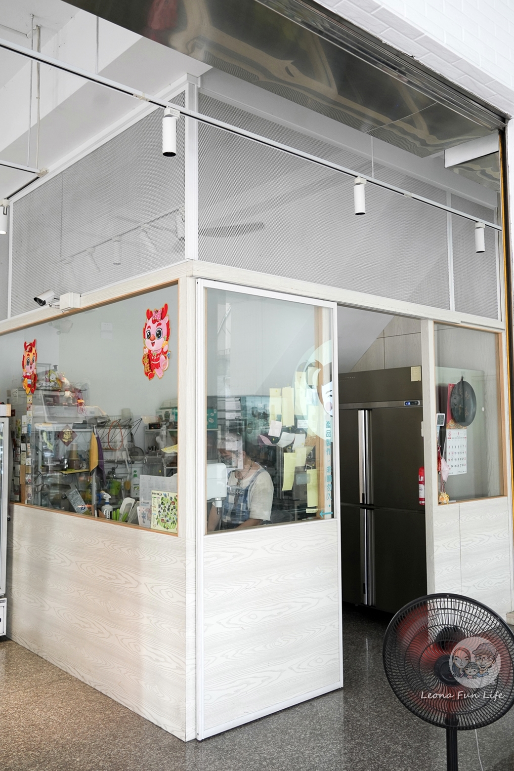 台中甜點|小語甘食所：鹹蛋黃Q芯蛋塔太迷人，酥脆泡芙、手工迷你塔，值得一再回訪的療癒午茶