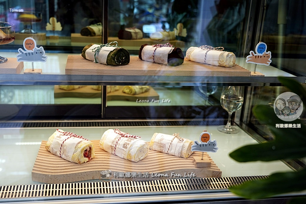 行天宮必訪咖啡廳｜珈琲部 COFFEE & CO-開箱韓國女團同款毛巾卷，季節限定草莓、招牌蝸牛捲，還有萌貓坐鎮！