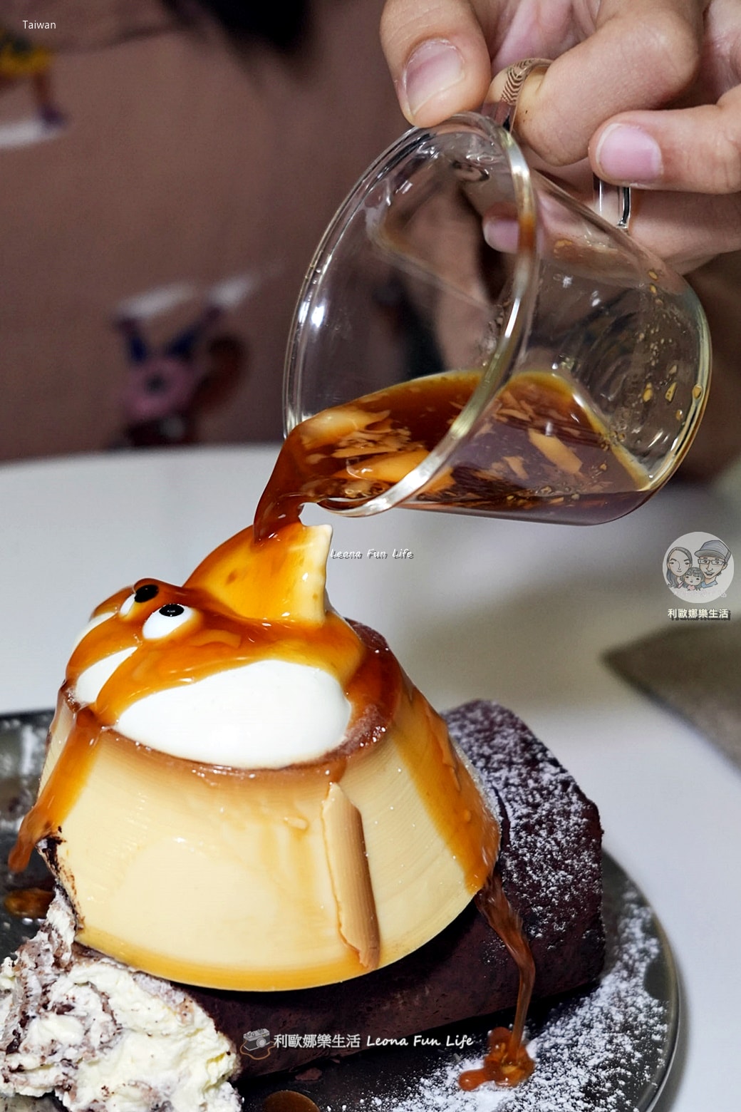 行天宮必訪咖啡廳｜珈琲部 COFFEE & CO-開箱韓國女團同款毛巾卷，季節限定草莓、招牌蝸牛捲，還有萌貓坐鎮！