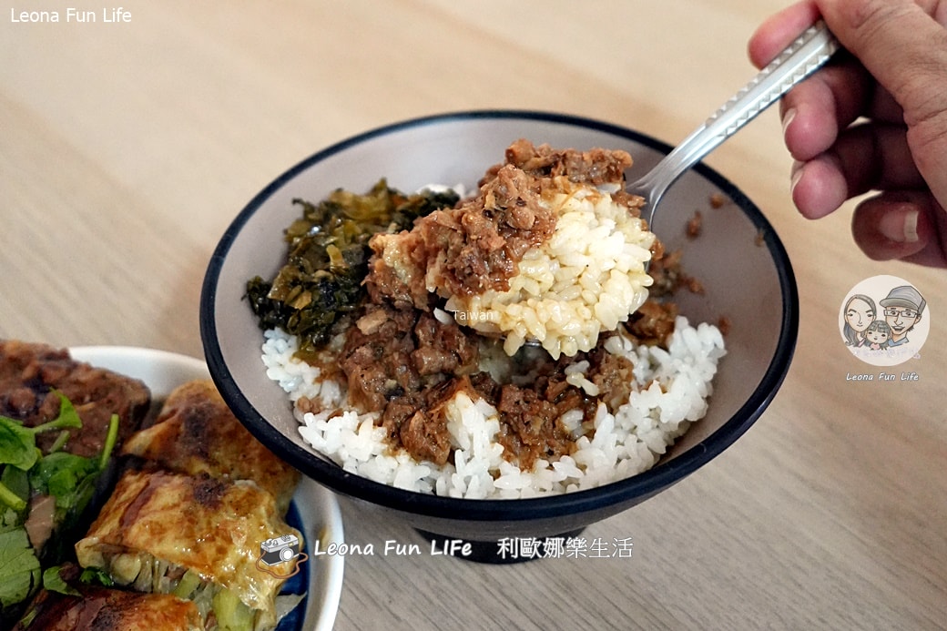 台中東區素食|素溡:天乙宮旁貨櫃屋小店,大推噴香素肉燥飯與手工菜捲 - 第12張圖 台中東區素食|素溡:天乙宮旁貨櫃屋小店,大推噴香素肉燥飯與手工菜捲