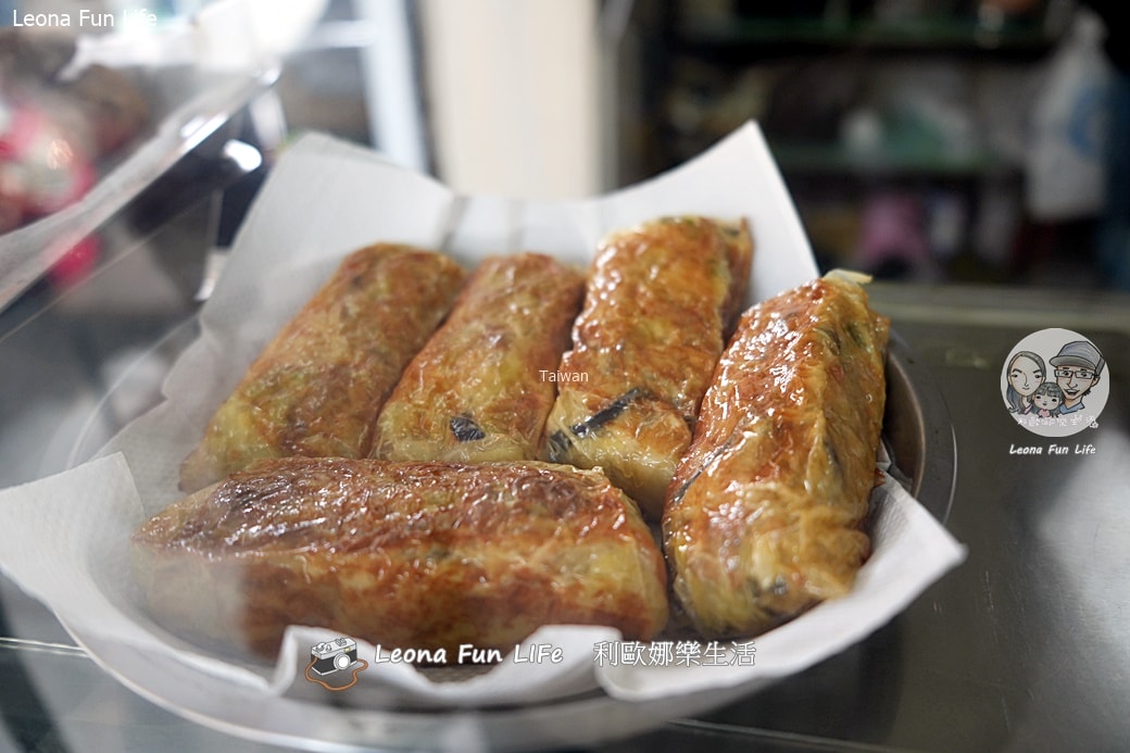 台中東區素食|素溡:天乙宮旁貨櫃屋小店,大推噴香素肉燥飯與手工菜捲 - 第7張圖 台中東區素食|素溡:天乙宮旁貨櫃屋小店,大推噴香素肉燥飯與手工菜捲