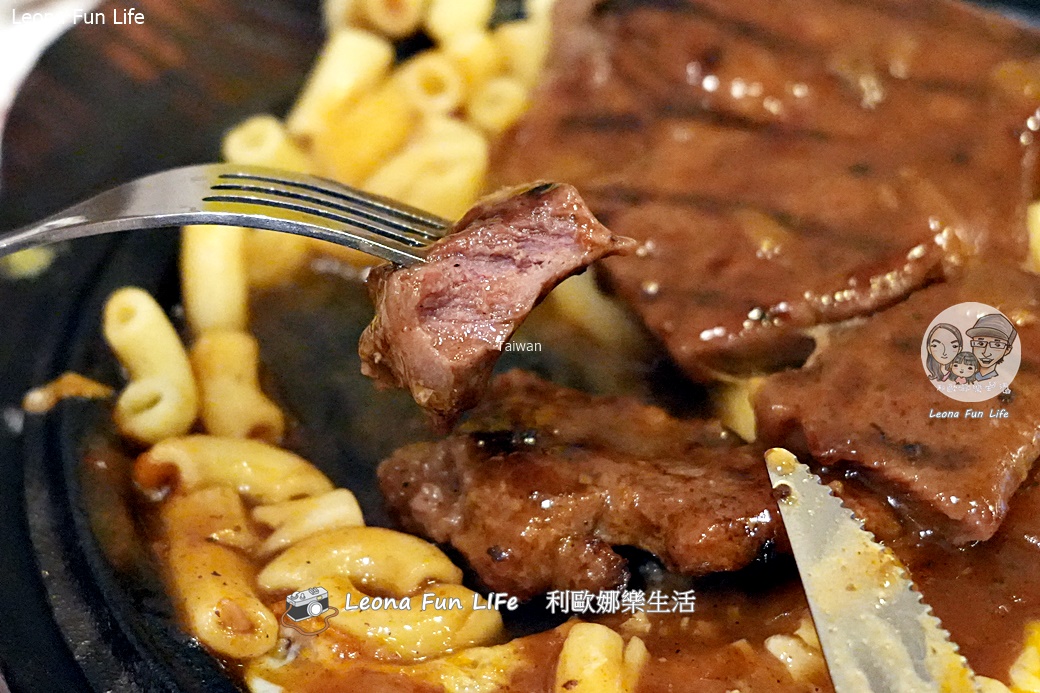台中太平美食|隨緣牛排館-樹孝商圈30年人氣牛排，附餐超澎湃！單點雙拼一次滿足