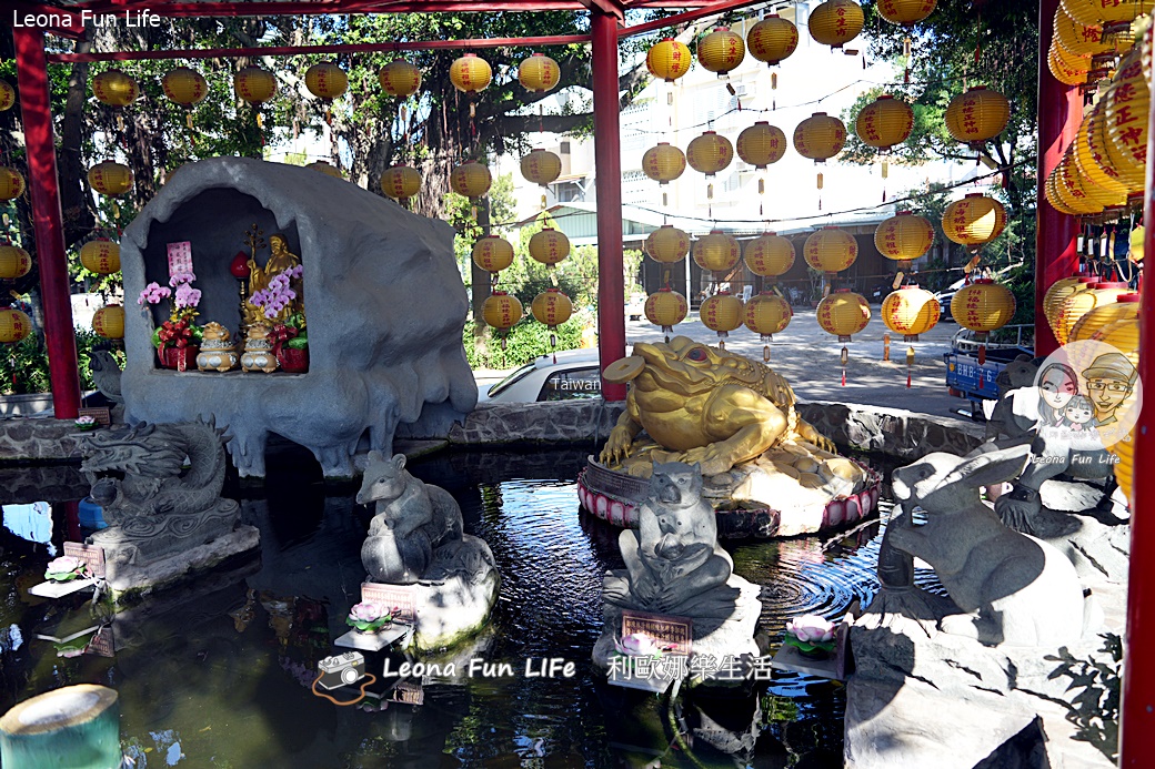 太平求偏財秘境|新坪里福德正神祠：求金雞金蟾蜍、拜劉海蟾祖師與十二生肖許願池！