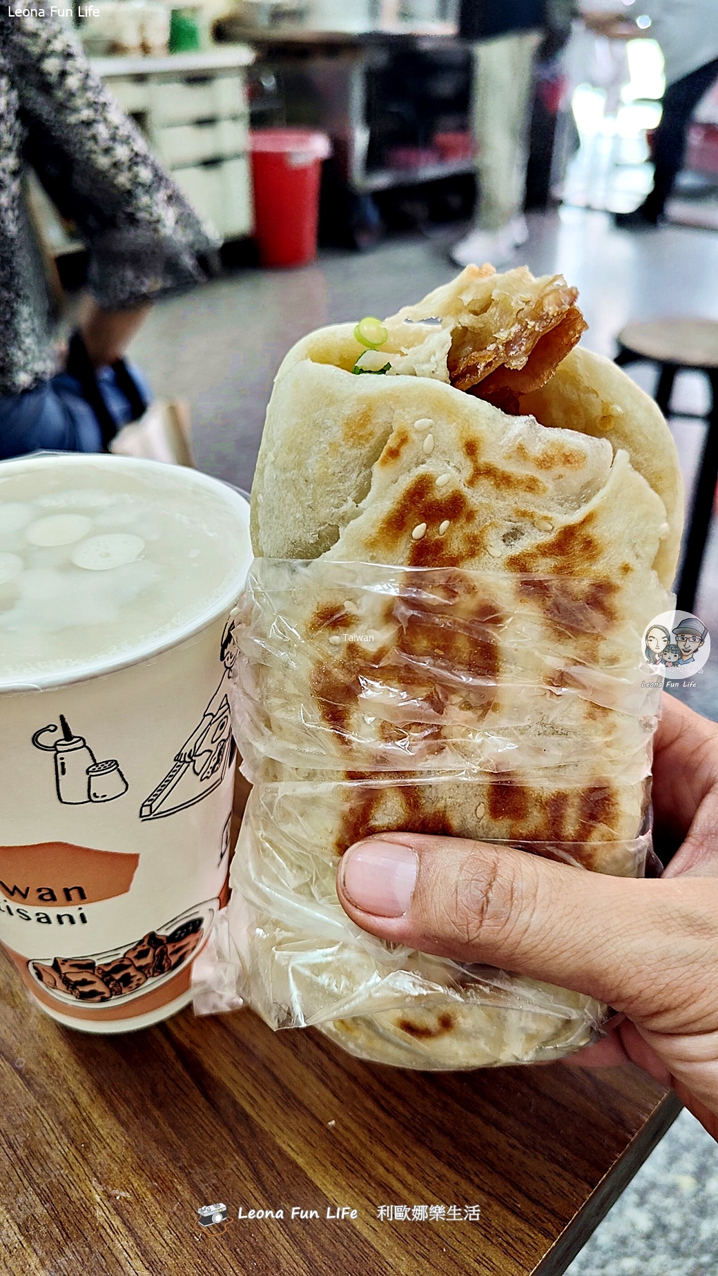 台中北屯必吃早點|東山路「爆餡蔥花燒餅油條」,外酥內軟再配焦香豆漿 - 第14張圖 台中北屯必吃早點|東山路「爆餡蔥花燒餅油條」,外酥內軟再配焦香豆漿