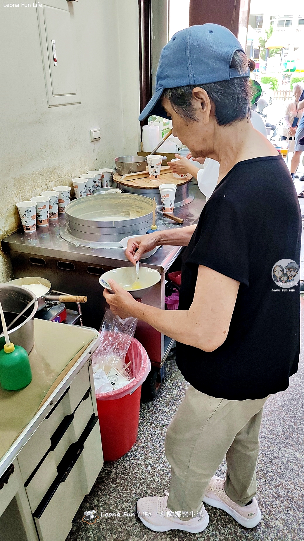 台中北屯必吃早點|東山路「爆餡蔥花燒餅油條」,外酥內軟再配焦香豆漿 - 第11張圖 台中北屯必吃早點|東山路「爆餡蔥花燒餅油條」,外酥內軟再配焦香豆漿