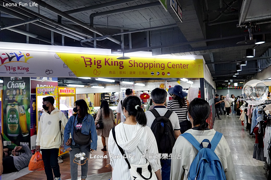 台中舊城區散策｜中區商圈城市生活漫遊：綠川歷史古橋、青草街涼茶、異國超市爆買，再走進必比登名店玩手作越南春捲！