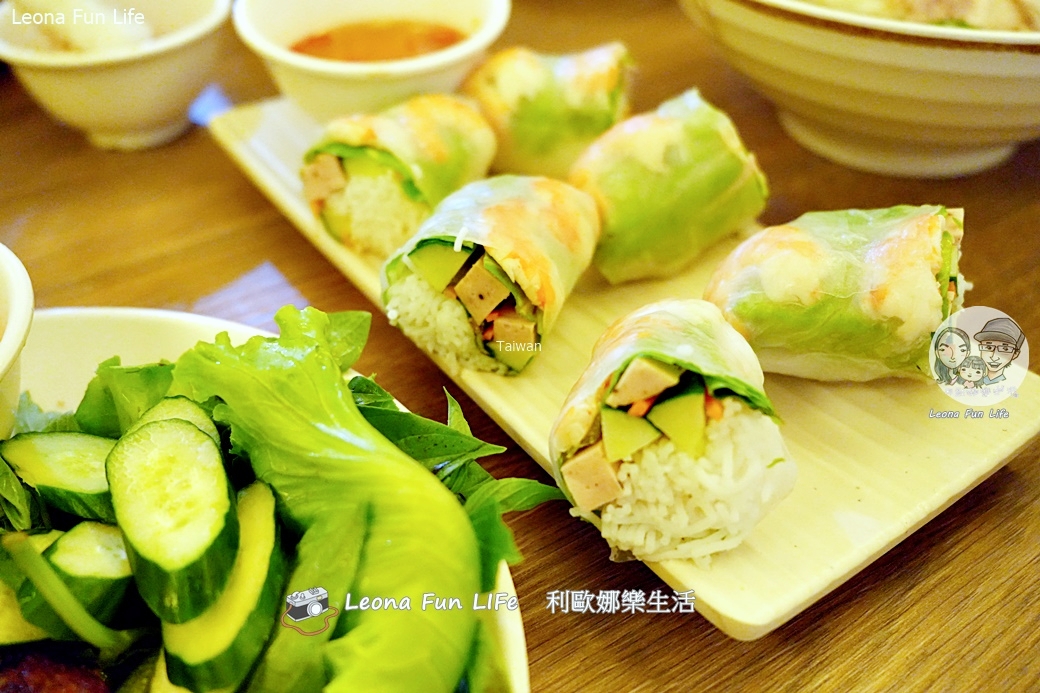 台中中區異國美食｜Hello Vietnam 河內美食-米線拼盤、烤肉串與炸春捲必點，必比登平價美食