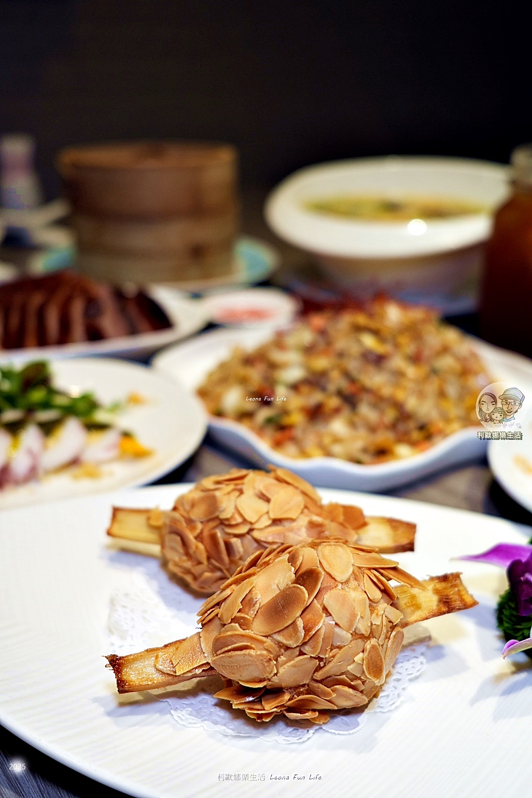 台中東區美食|瀚熙軒茶餐廳-置身博物館吃港點！港式手作創意料理，三人套餐激推櫻桃烤鴨、麟片蔗蝦，親子聚餐一日遊