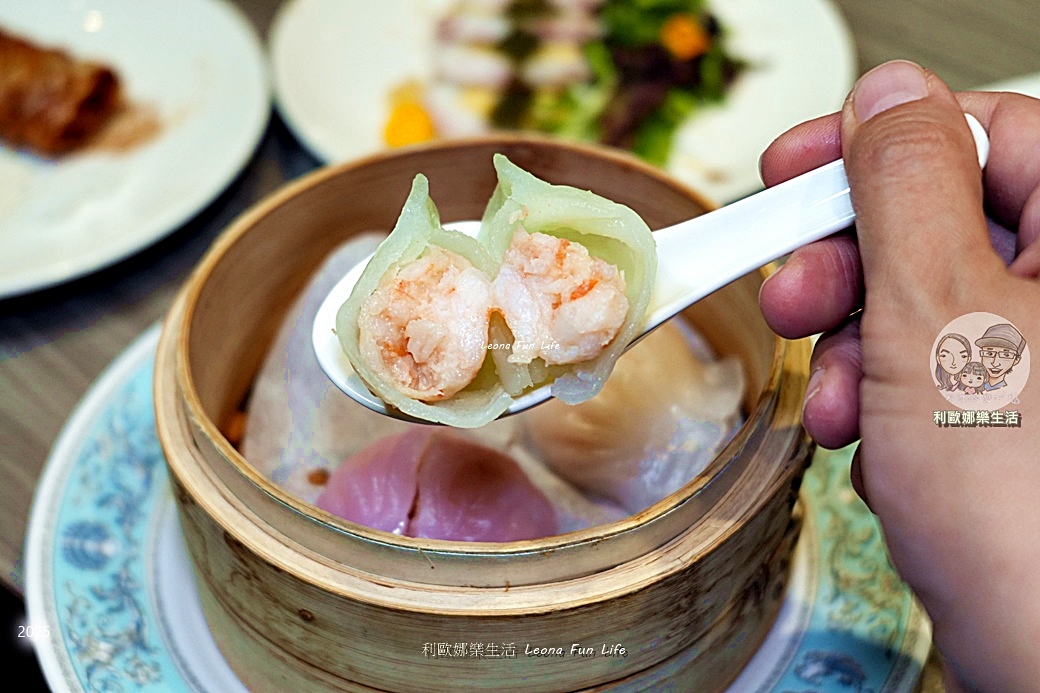 台中東區美食|瀚熙軒茶餐廳-置身博物館吃港點！港式手作創意料理，三人套餐激推櫻桃烤鴨、麟片蔗蝦，親子聚餐一日遊
