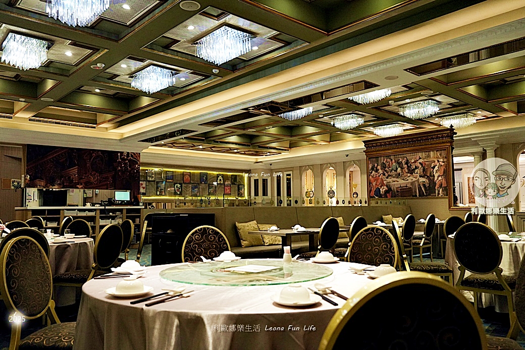 台中東區美食|瀚熙軒茶餐廳-置身博物館吃港點！港式手作創意料理，三人套餐激推櫻桃烤鴨、麟片蔗蝦，親子聚餐一日遊